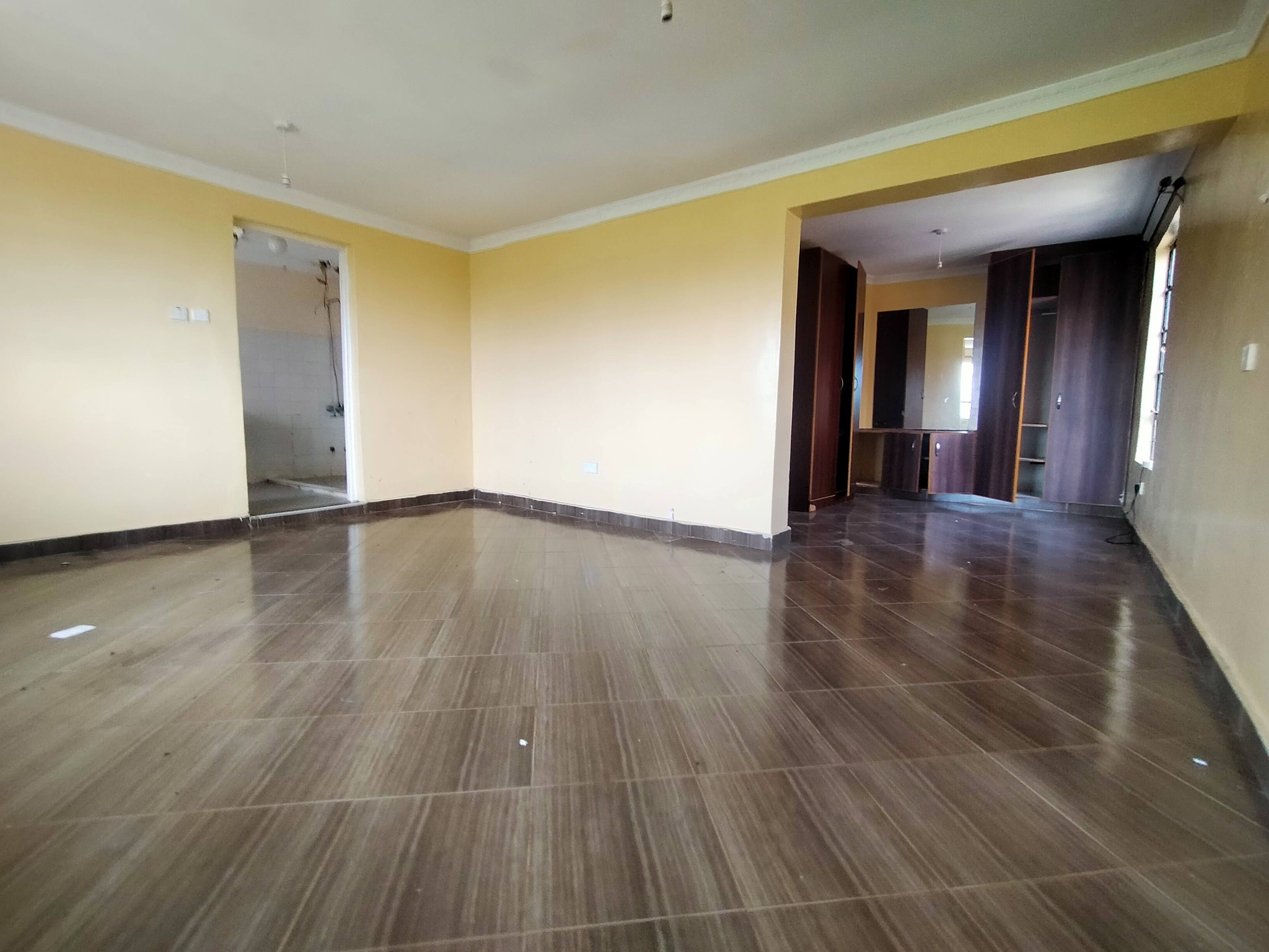 lovely 4 bedroom maisonette plus sq to let in Kerarapon Image