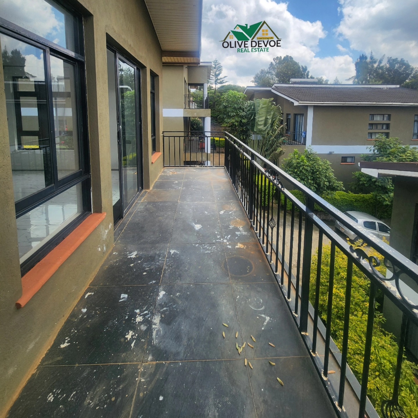 Luxurious 3 bedroom Apartment + Dsq Duplex for sale in Karen