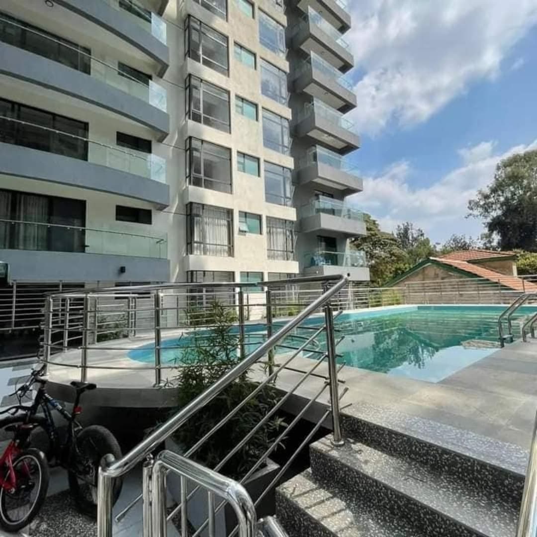 Luxurious 3-Bedroom Apartment with DSQ FOR SALE in Lavington