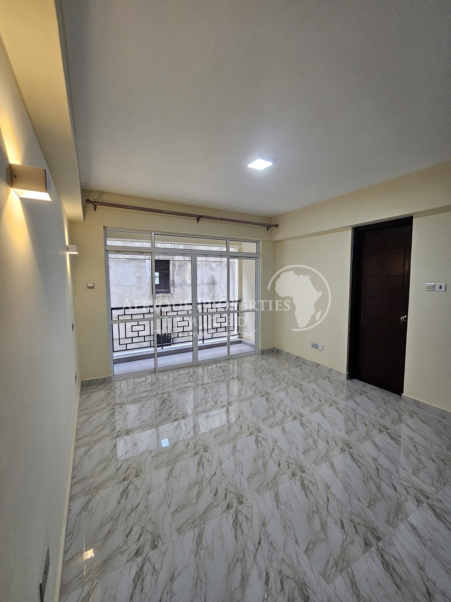 Luxurious 4 Bedroom Apartment For Rent or Sale in Parklands 4th