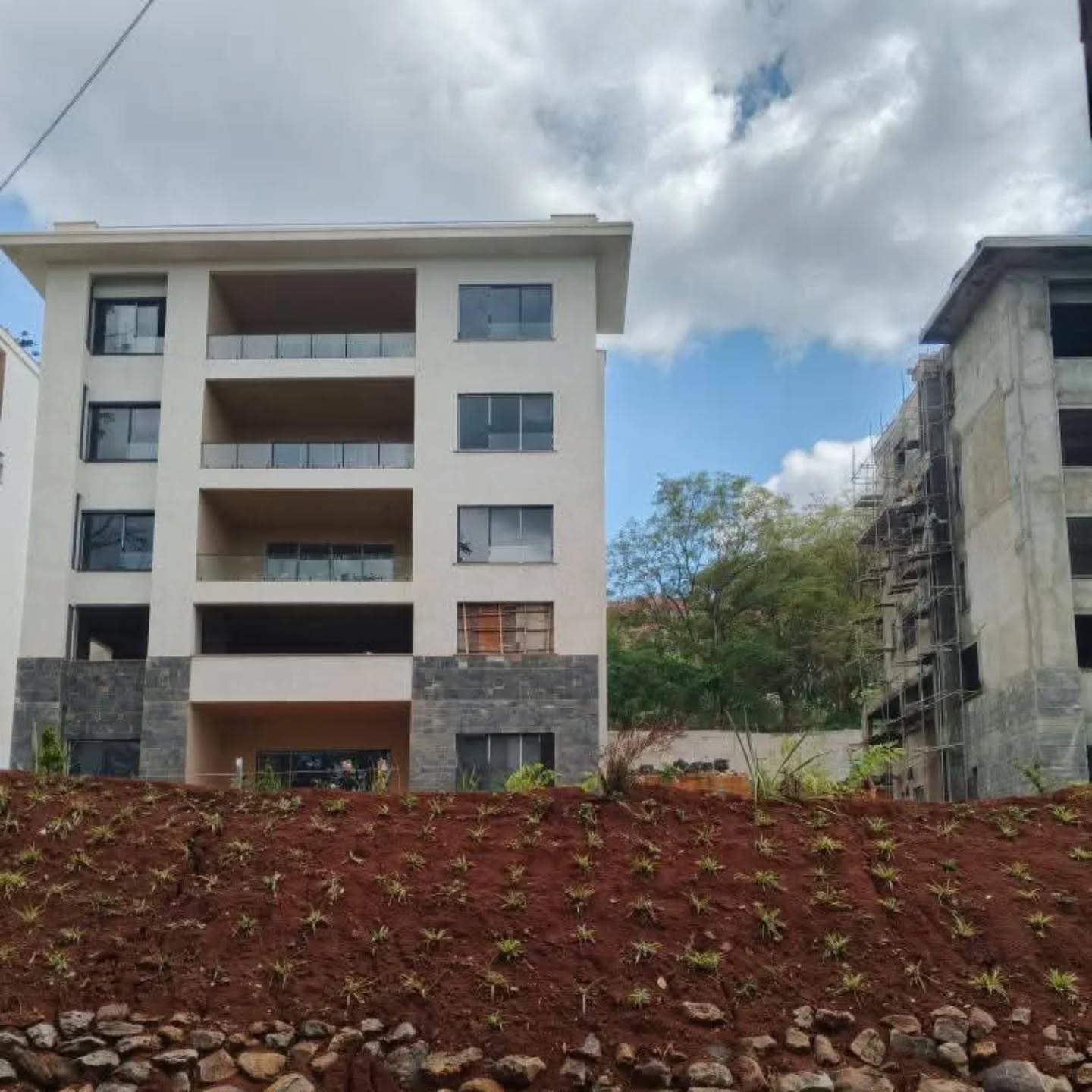Luxurious 4-Bedroom Apartments + DSQ for Sale in Loresho