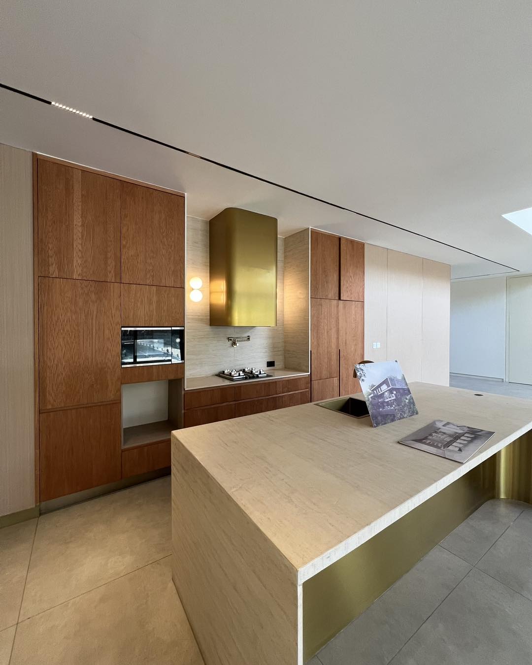 Luxurious 5-Bedroom Executive Villa For Sale in Kitisuru Image