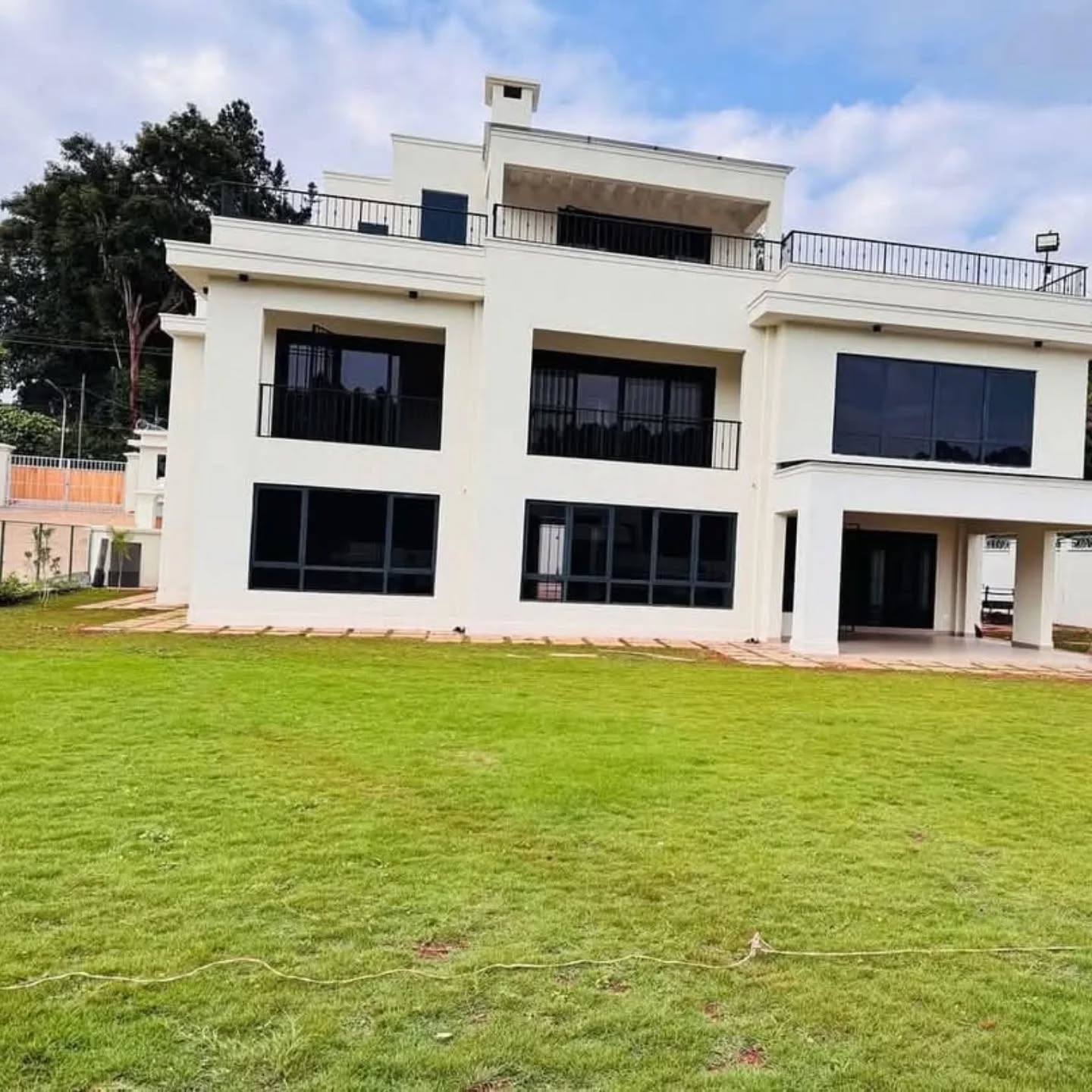 Luxurious 5 Bedroom Maisonette For Rent in Loresho