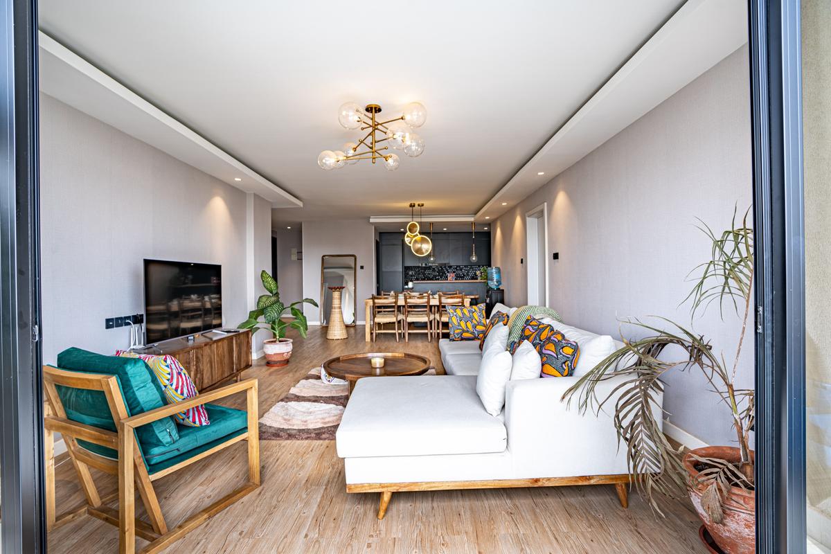 Luxurious fully furnished 3 Bedroom all Ensuite Apartment to Let in Brookside