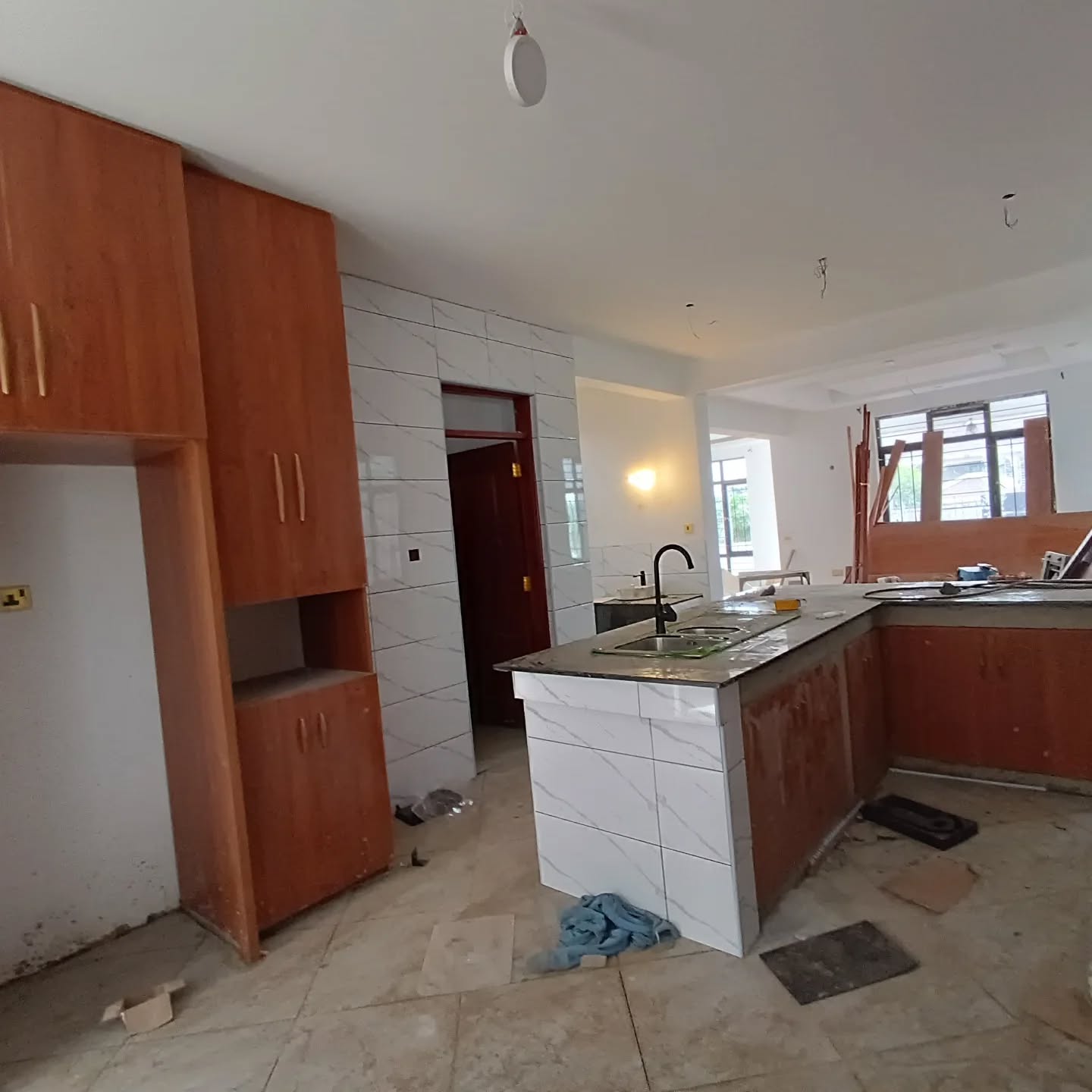 Luxurious newly built 5 Bedroom Villas Plus DSQ For Sale Off Kamiti Road Image