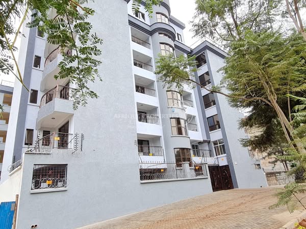Luxury 3 bedroom apartment for rent in Garden Estate