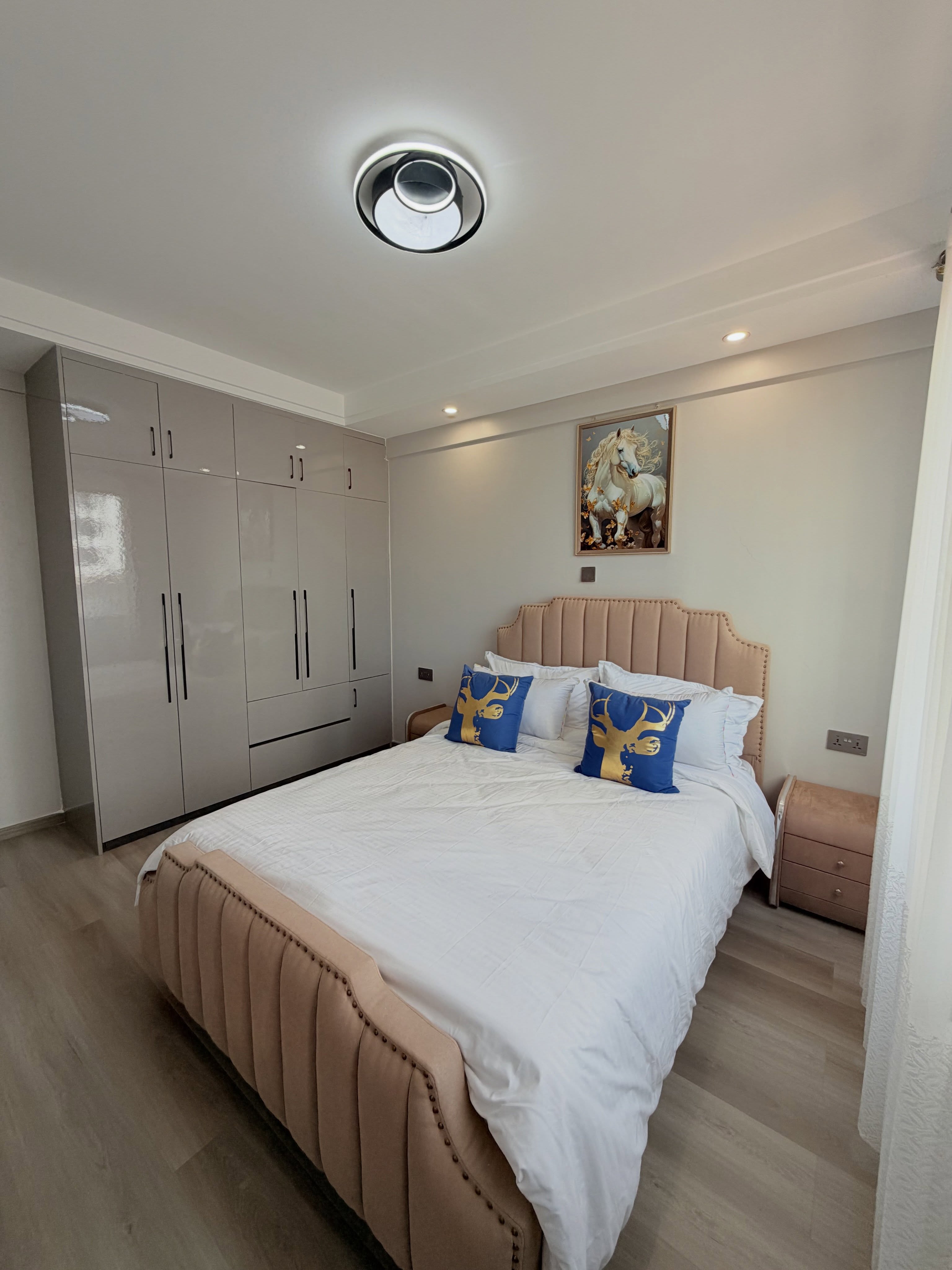 luxury 3 bedroom apartment plus dsq for sale in kileleshwa Image