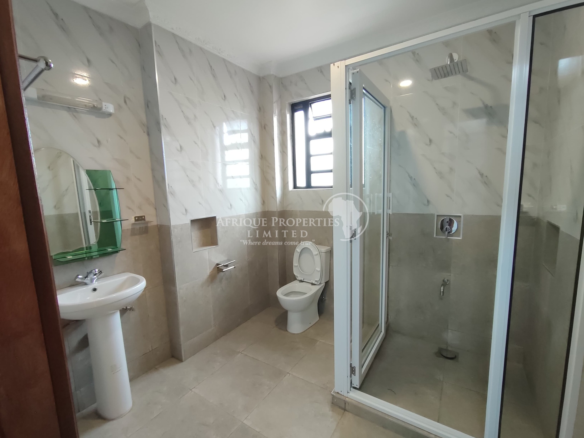 Luxury 4 Bedroom Townhouses Plus DSQ For Sale in Mambley Estate, Ruiru Image