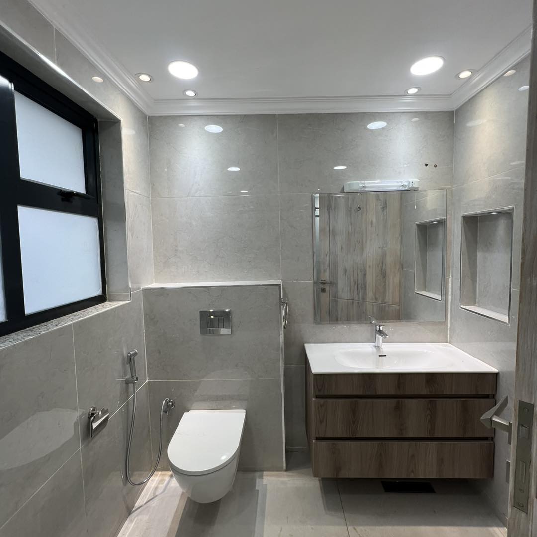 Luxury 6-Bedroom + DSQ Villa To Let in Runda Image