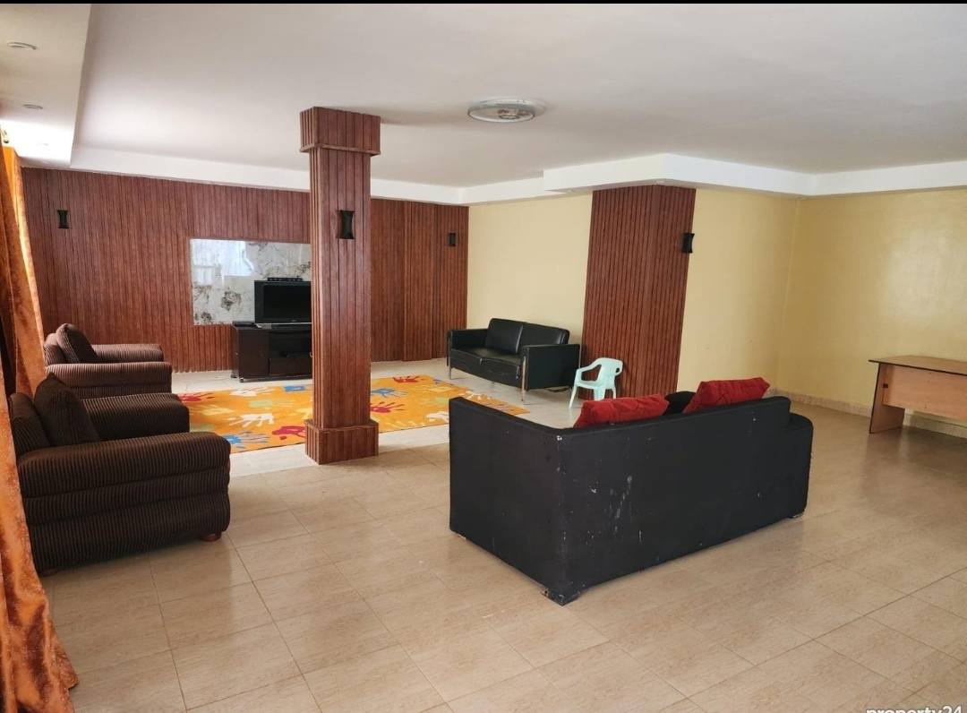 LUXURY 7-BEDROOM ALL ENSUITE MAISONETTE FOR SALE IN THOME ESTATE Image