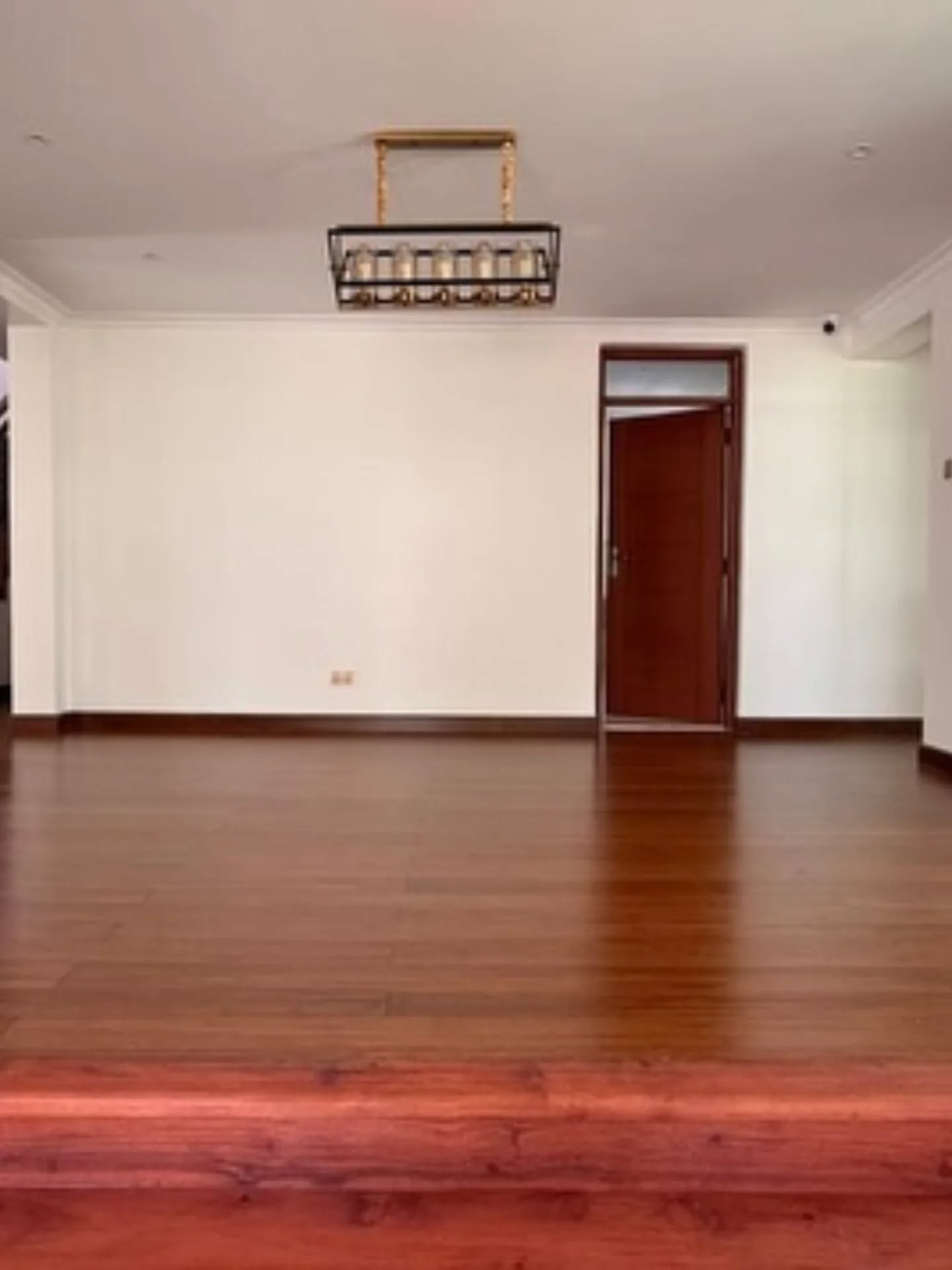 Luxury 7 Bedroom Maisonette For Sale in Off Ruaka Road Image