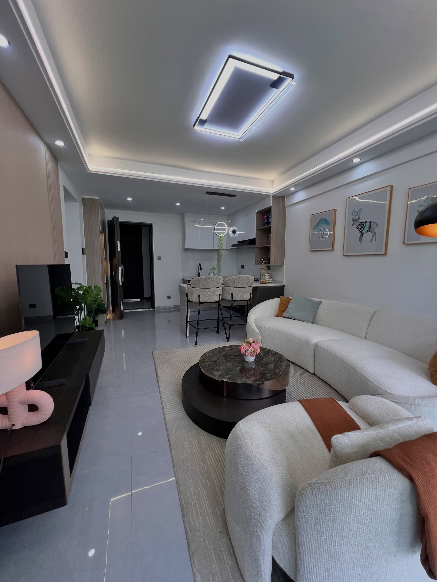 LUXURY ONE-BEDROOM APARTMENTS FOR SALE IN kILIMANI Image