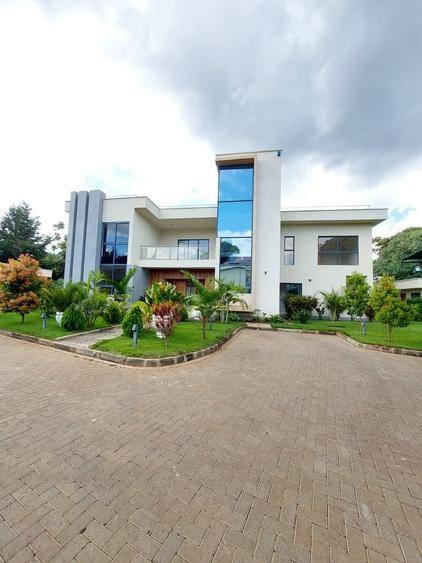 Magnificent 5 Bedroom Maisonette for Sale in Runda