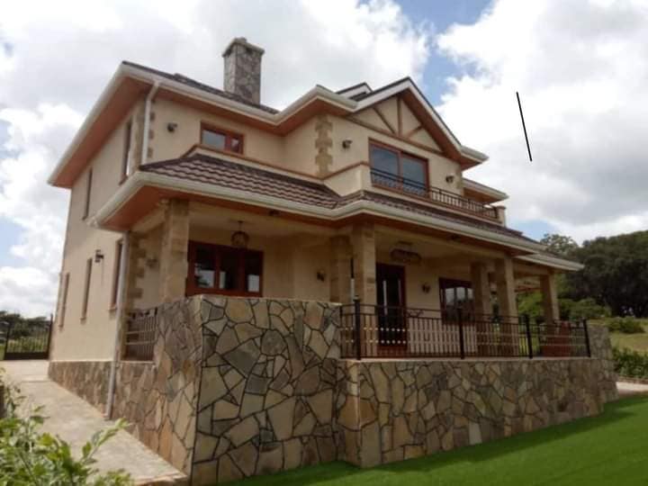 Magninificent 4 Bedroom Villa For Sale in MIgaa Golf Estate