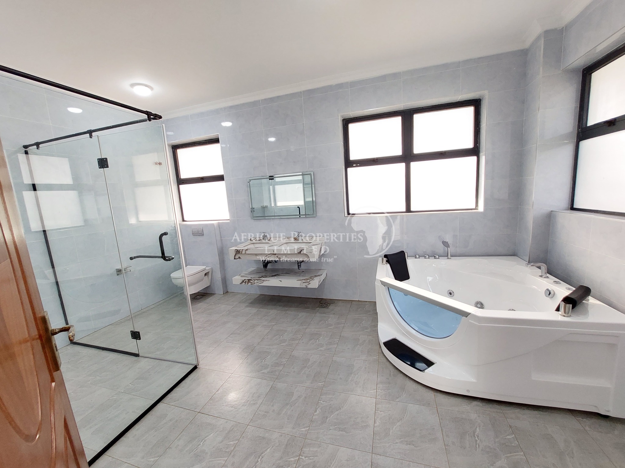 𝐍𝐞𝐰𝐥𝐲 𝐁𝐮𝐢𝐥𝐭 𝐒𝐩𝐚𝐜𝐢𝐨𝐮𝐬 & 𝐌𝐨𝐝𝐞𝐫𝐧 𝟒 𝐁𝐞𝐝𝐫𝐨𝐨𝐦 Maisonette For Sale in Tatu City Image