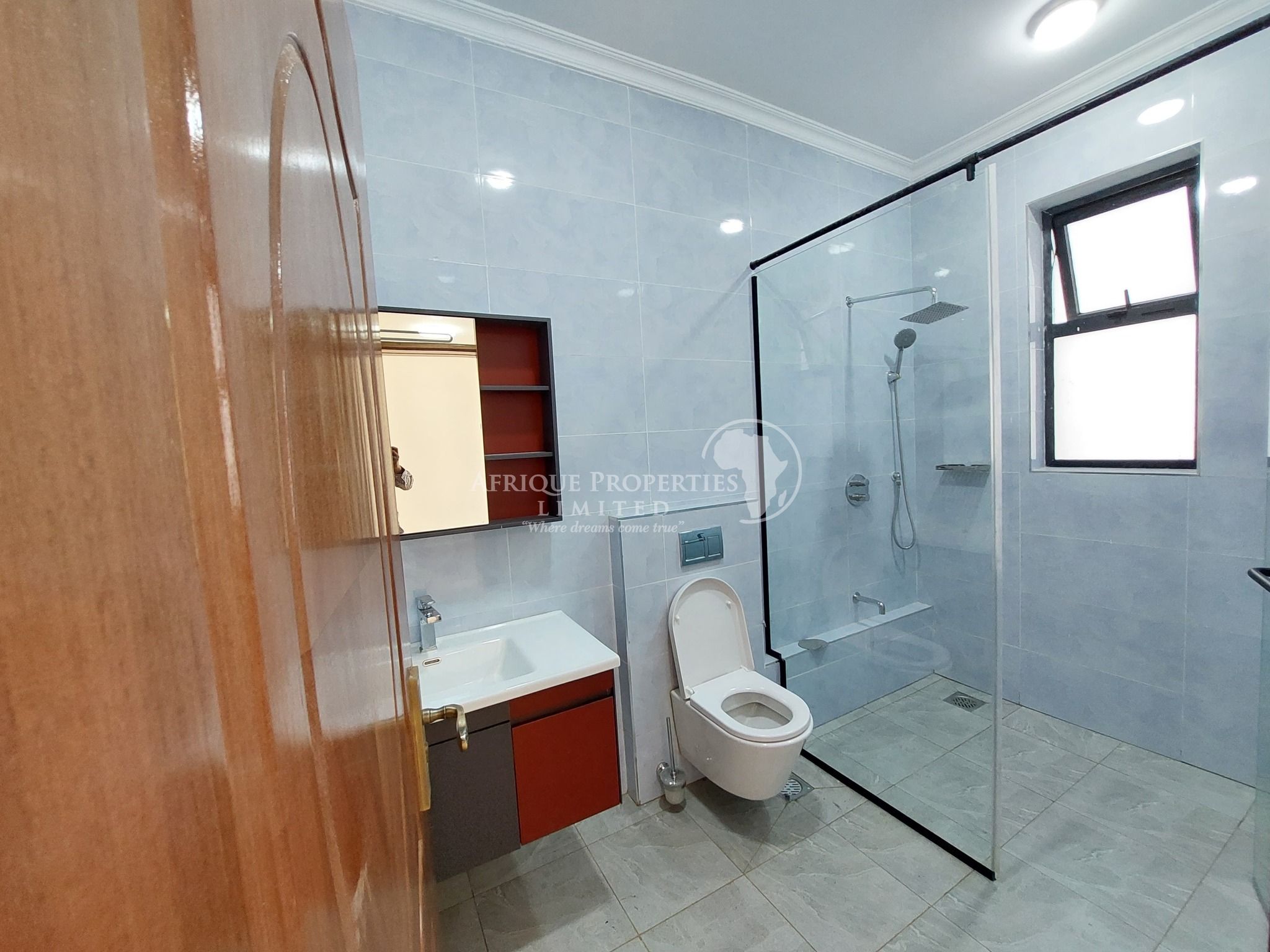 𝐍𝐞𝐰𝐥𝐲 𝐁𝐮𝐢𝐥𝐭 𝐒𝐩𝐚𝐜𝐢𝐨𝐮𝐬 & 𝐌𝐨𝐝𝐞𝐫𝐧 𝟒 𝐁𝐞𝐝𝐫𝐨𝐨𝐦 Maisonette For Sale in Tatu City Image