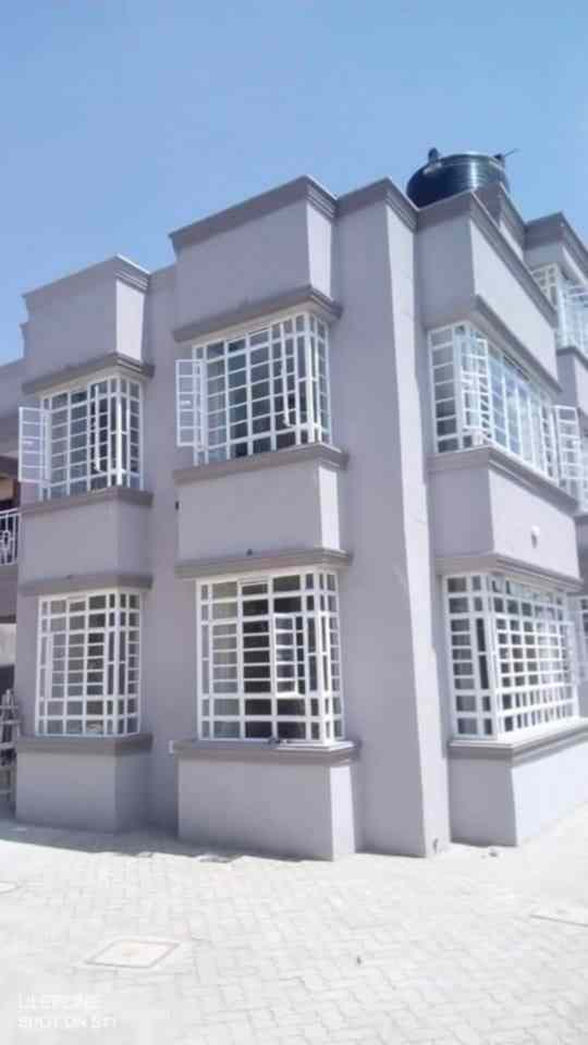 3 bedroom maisonette for rent in Membley