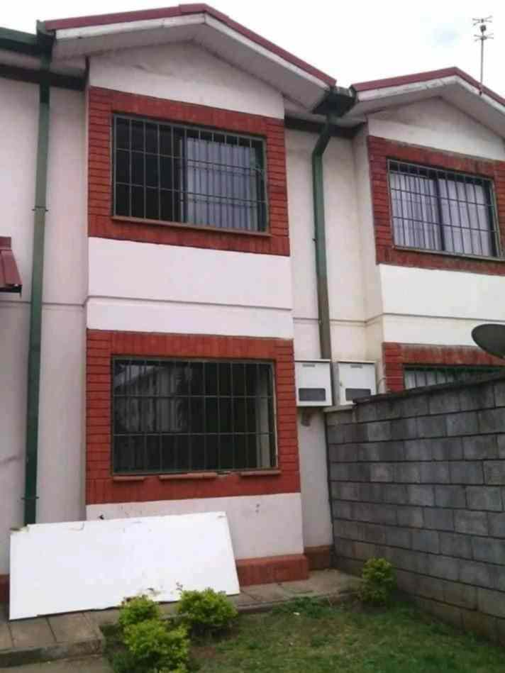 3 bedroom masionette for rent in Nyayo estate