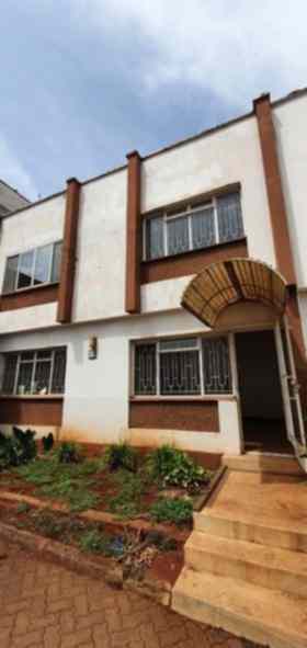 4 bedroom maisonette for rent or sale in Westlands