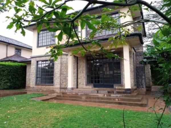 4 bedroom masionette in a gated compound for rent along Kiambu Road