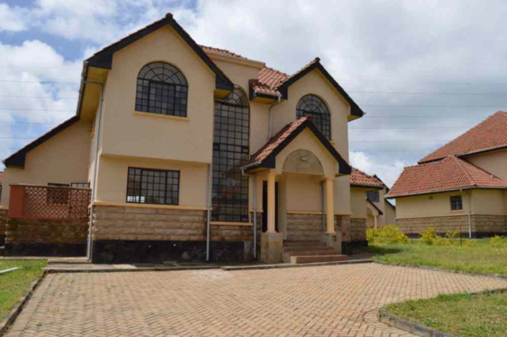 4 bedroom villa for rent in Redhill Heights Redhill