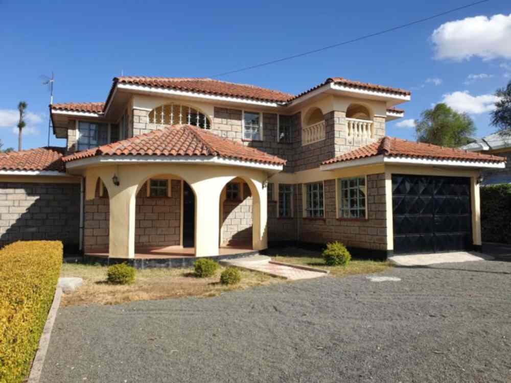 5 bedroom maisonette for sale in Kitengela