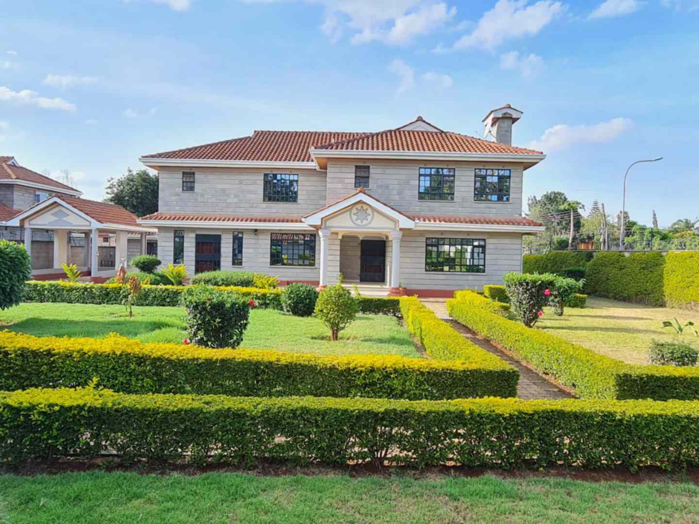 5 bedroom mansion for rent in Muthaiga North