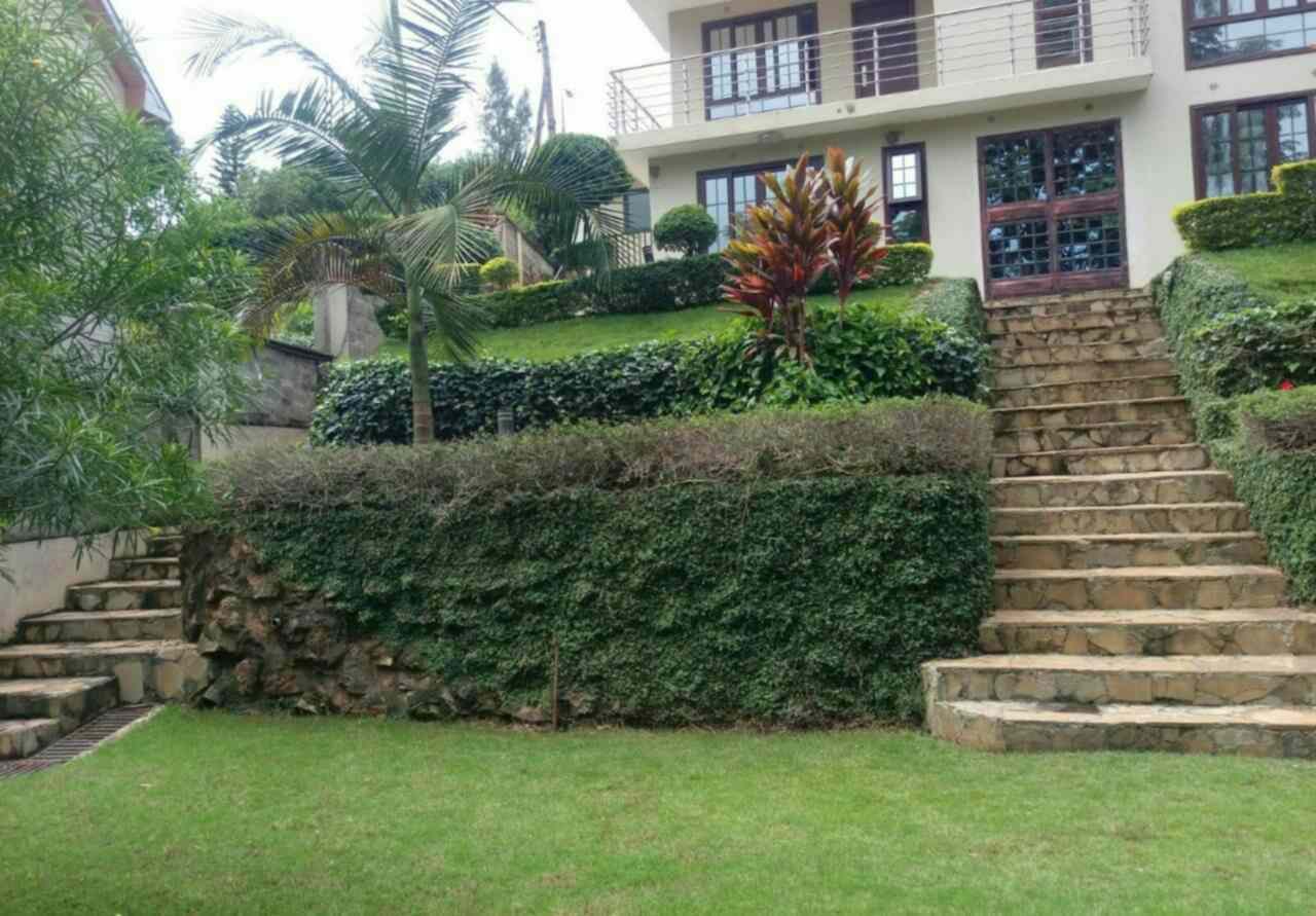 Kitisuru 5 bedroom standalone house for sale