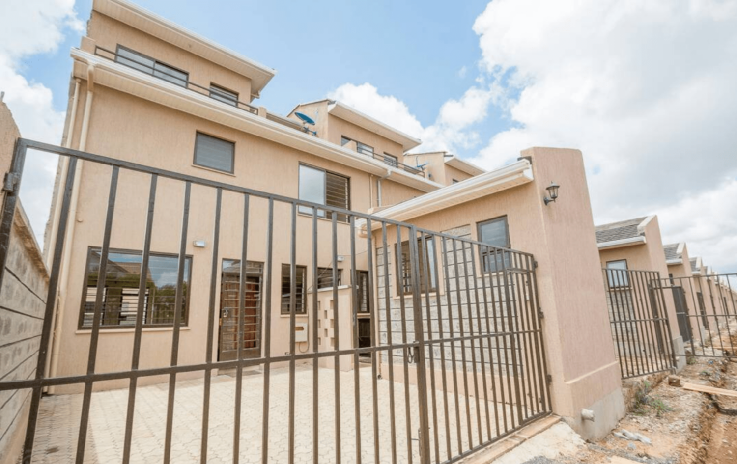 Mavoko Park Syokimau 4 bedroom maisonettes for rent