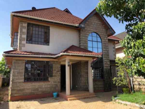 Ruiru 4 bedroom mansion house for rent