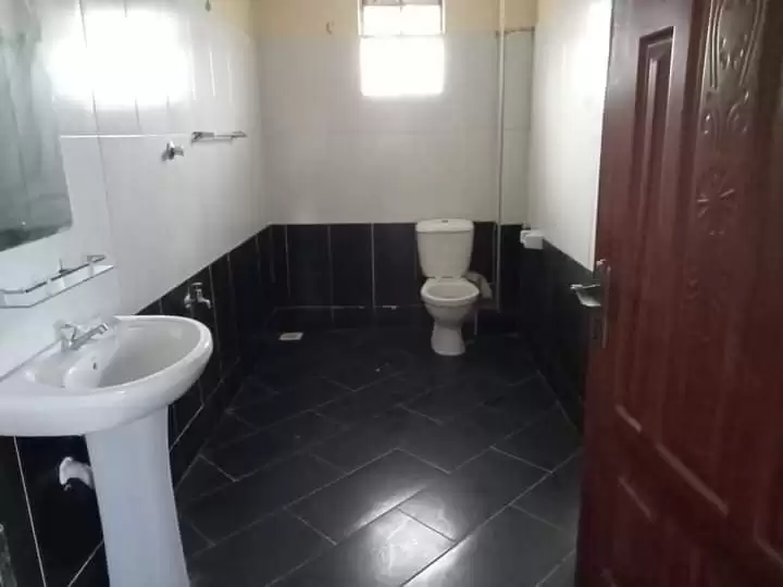 4 bedroom maisonette for rent in Kitengela Muigai Image