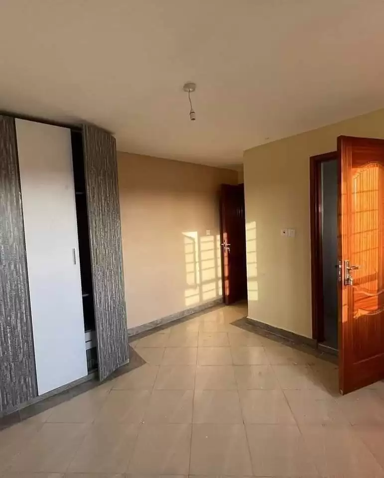 4 bedroom maisonette for rent in Membley Image