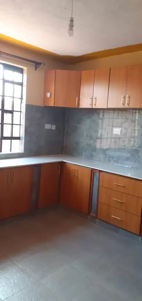 4 bedroom maisonette for sale along Kenyatta road Image