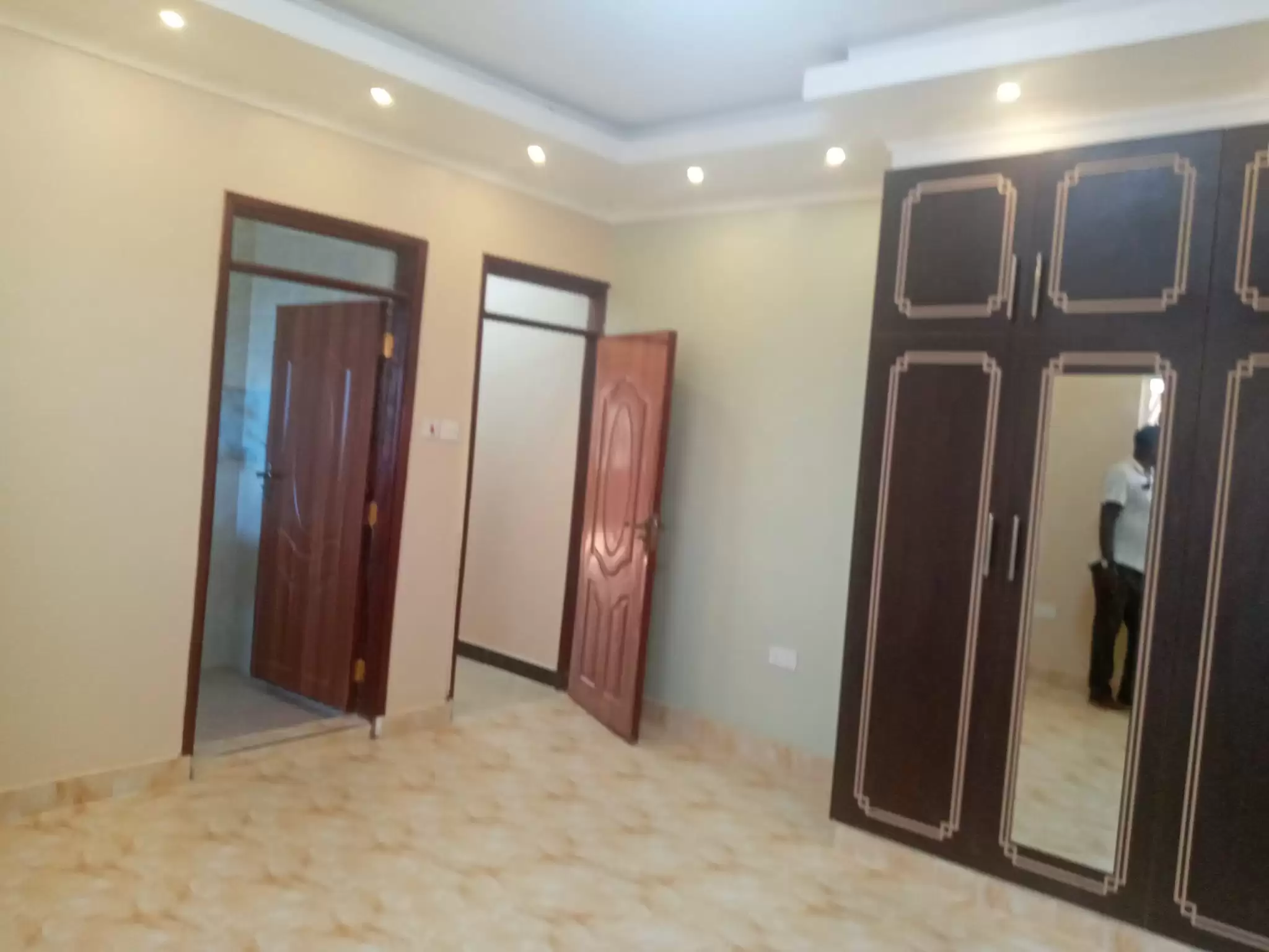 4 bedroom maisonette for sale along Kenyatta road Image