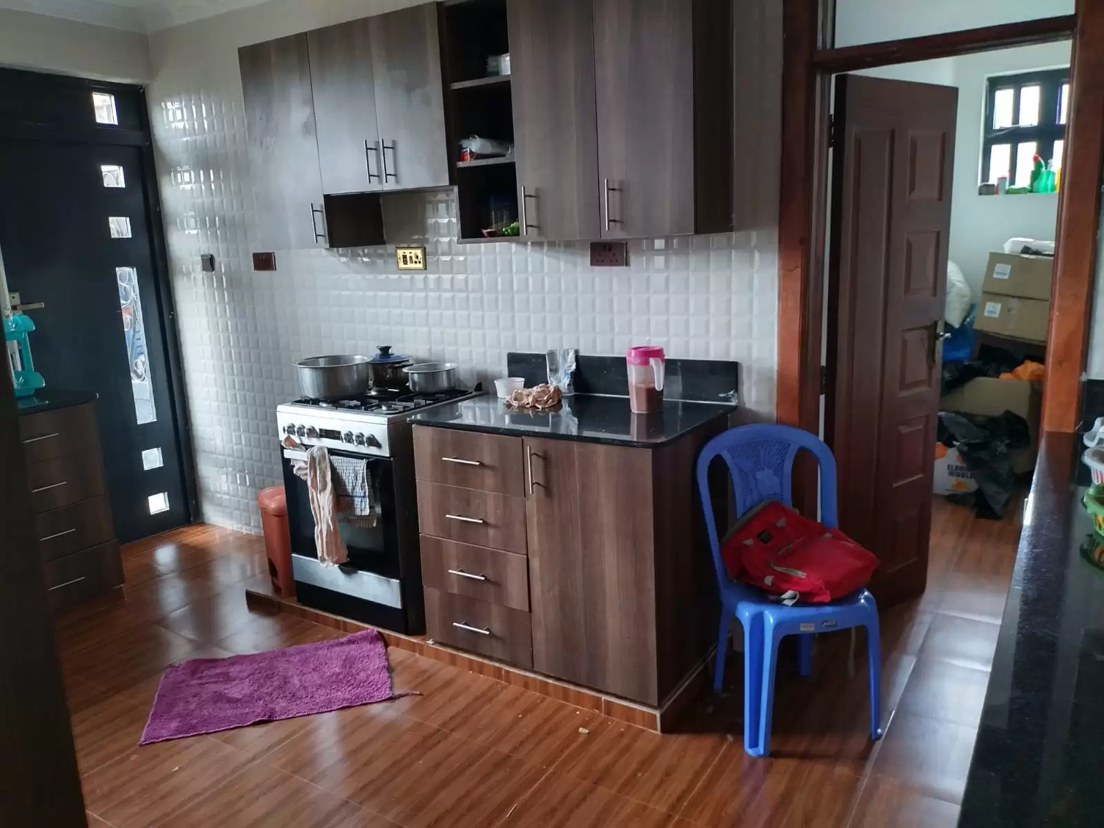 4 bedroom maisonette for sale in Kerarapon Image