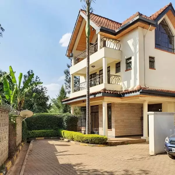 4 bedroom villa for rent in Lavington Image