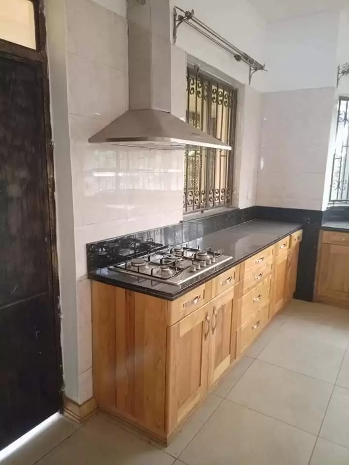 5 bedroom maisonette for rent in Westlands for rent or sale Image