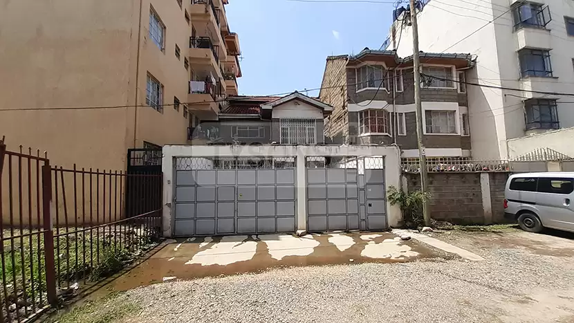 5 bedroom maisonette for sale in Jamhuri estate Image