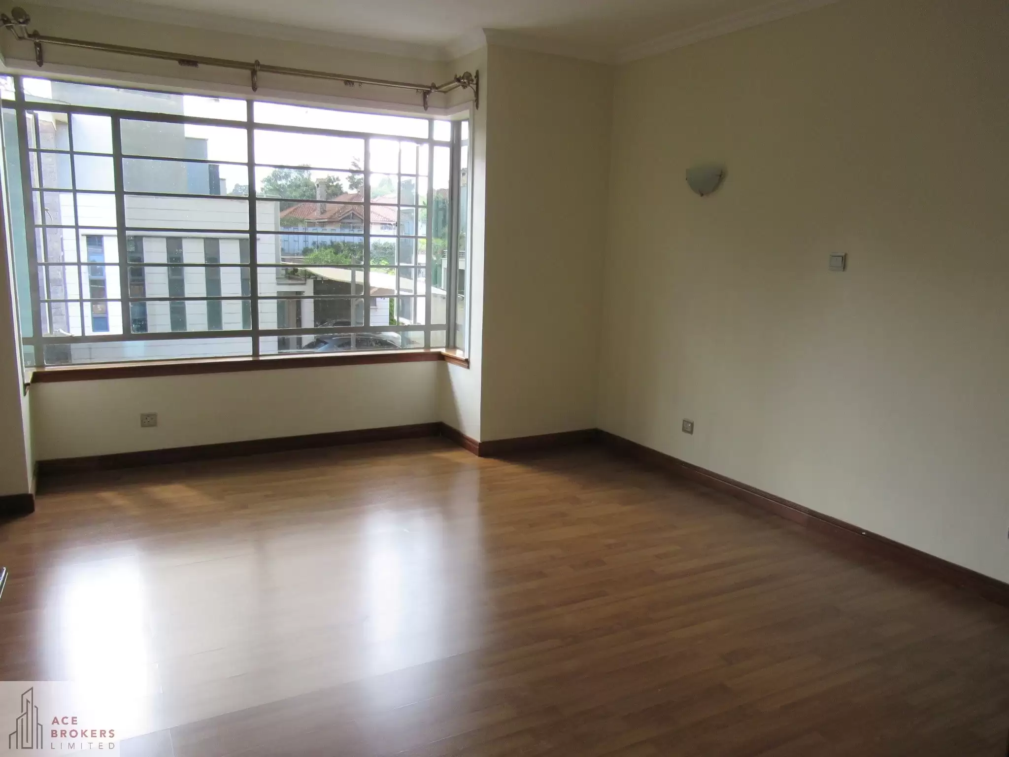 5 bedroom townhouse for rent or sale in SpringValley Westlands Image