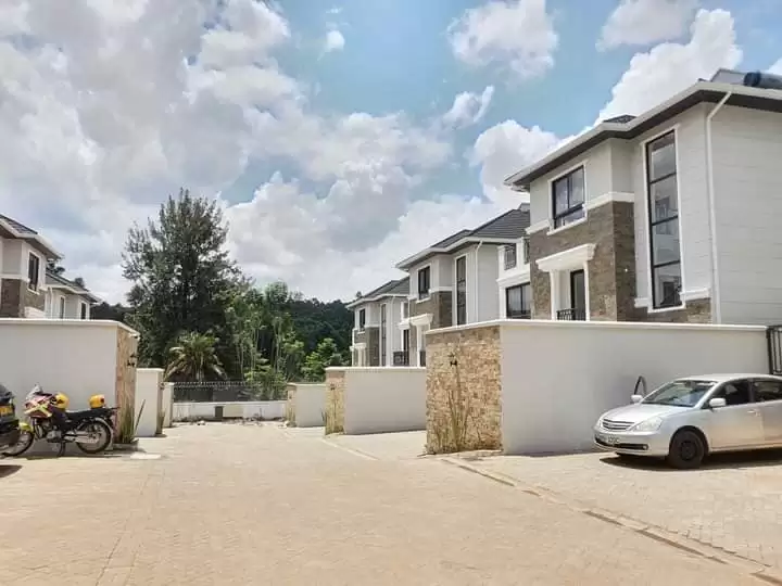 5 bedroom townhouse for sale in Westlands Image