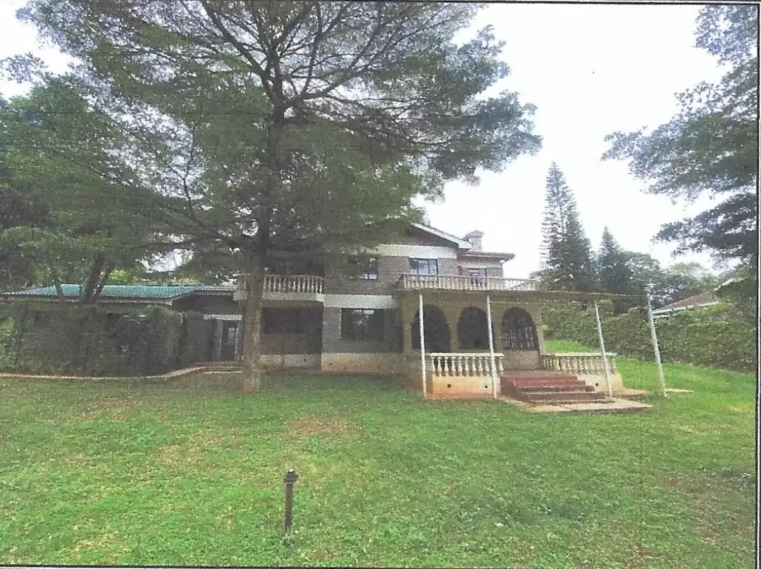 6 bedroom maisonette for sale in Nyari Image