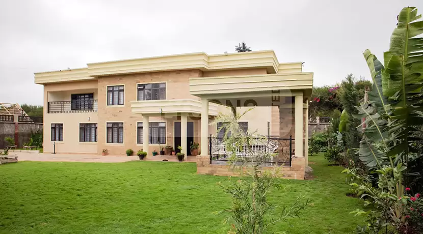 6 bedroom townhouse for sale in Ongata Rongai Image