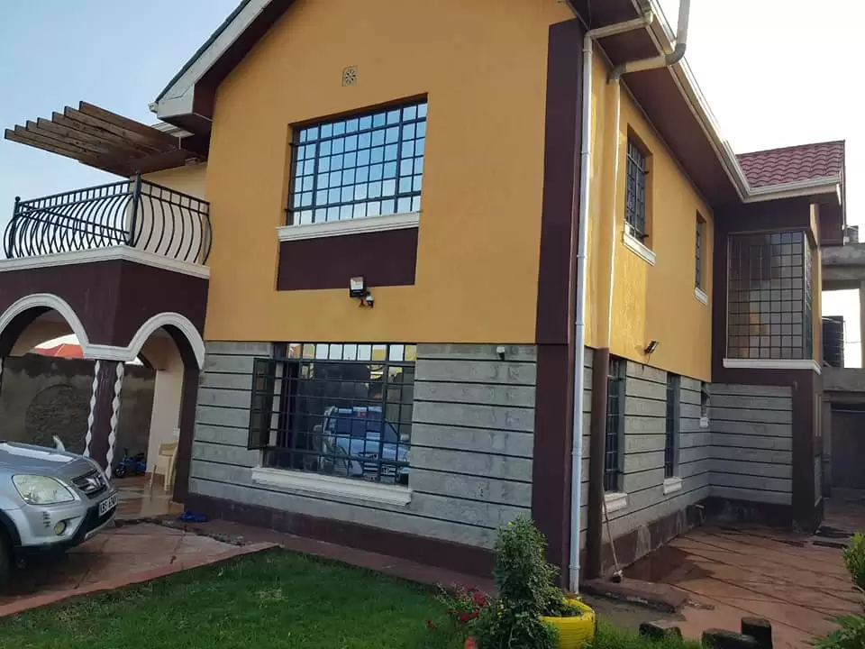 Kenyatta road 4 bedroom maisonette for sale Image