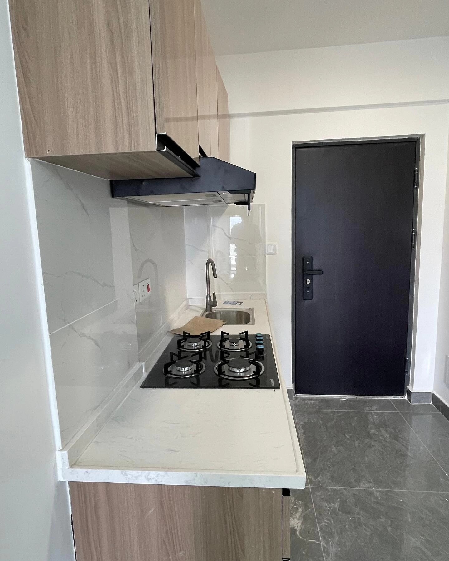 Modern 1-Bedroom Apartment to Let in Riverside Image