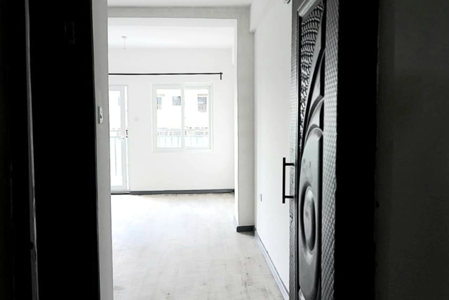 Modern 2, 3, & 4 bedroom apartments to let in AthiRiver Image