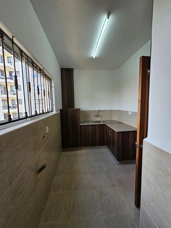 Modern 2 bedroom Apartment ensuite off Nyangumi Road Image