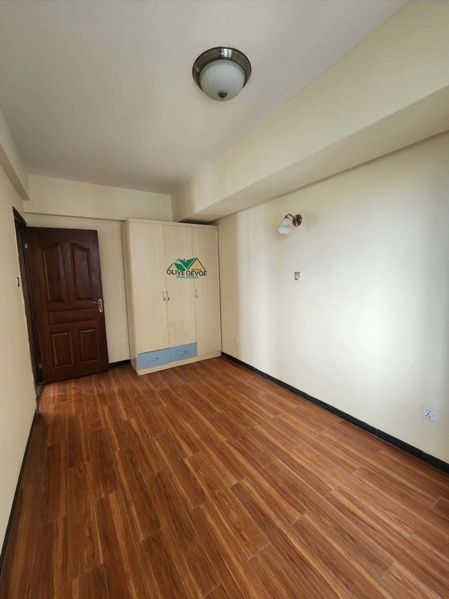 Modern 2 Bedroom Apartment ensuite to Let in Kilimani Image