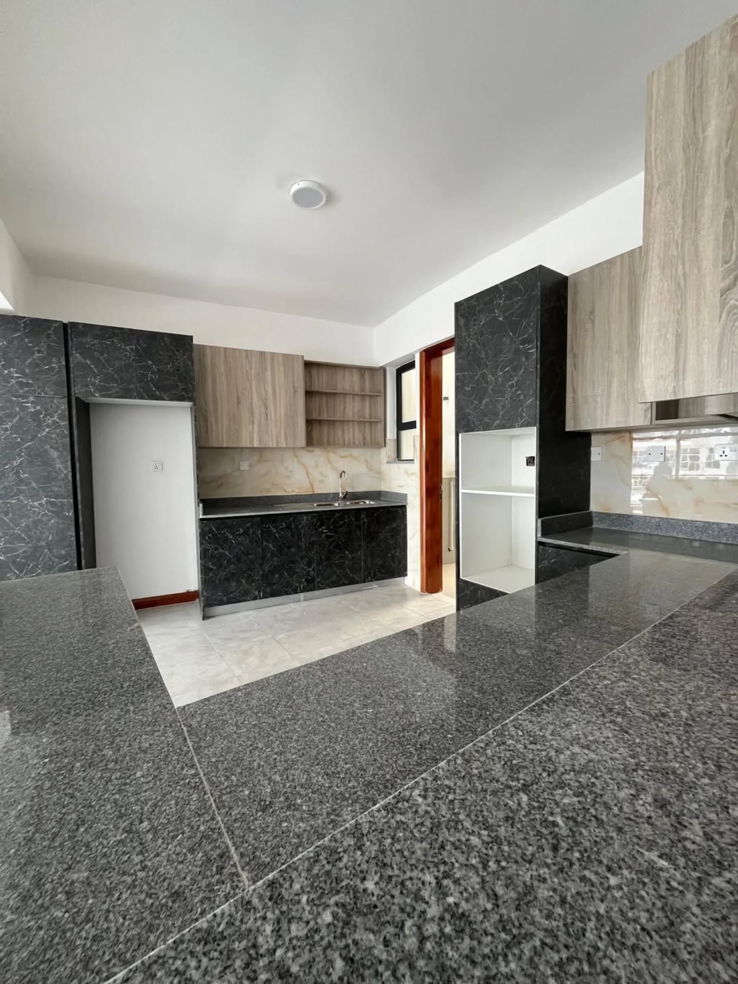 MODERN 2 BEDROOM APARTMENT FOR RENT IN KILIMANI Image