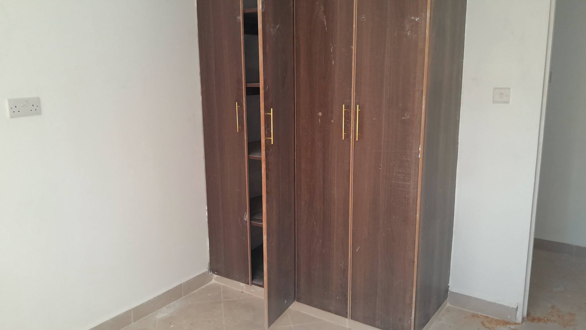MODERN 3 BEDROOM ALL-ENSUITE BUNGALOW + DSQ FOR SALE IN NGONG TOWN