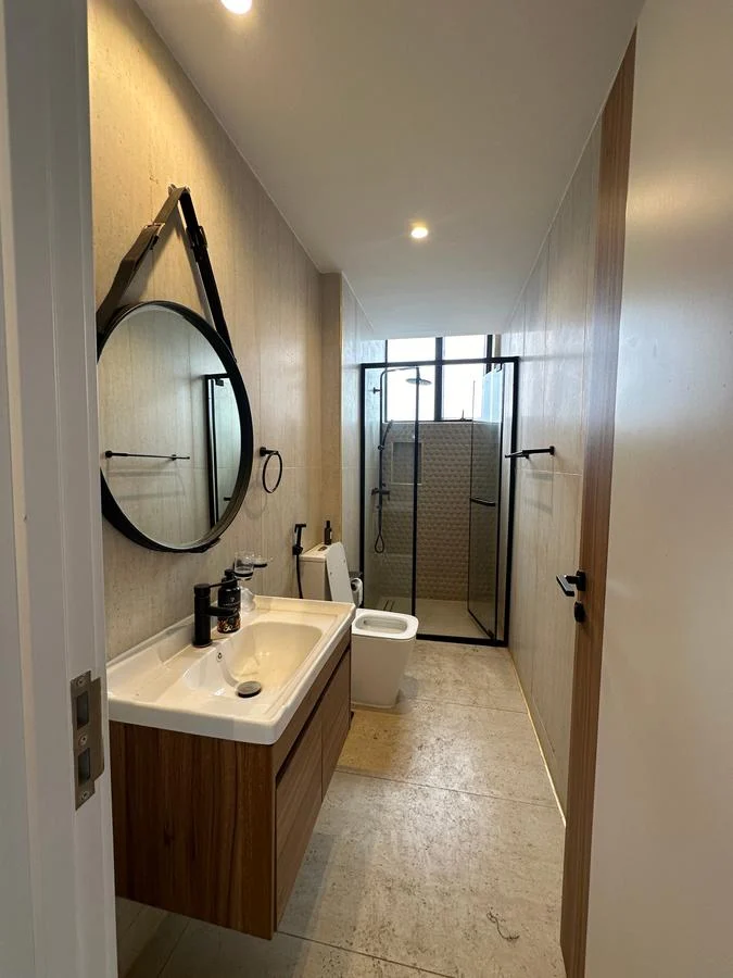 Modern 3 Bedroom Apartment + DSQ in Brookside Image